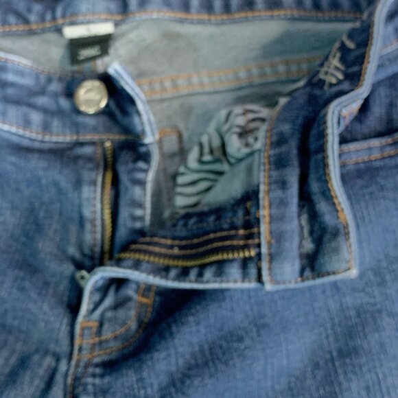 WHBM Blanc Women's Mid Rise Stretch Cropped Flare Blue Denim Jeans Size 8 - Picture 8 of 13